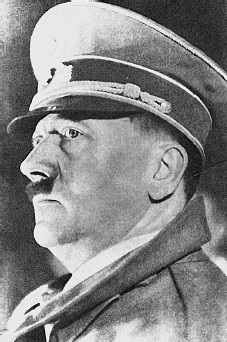 Кто заставил Гитлера напасть на Сталина i_001.jpg