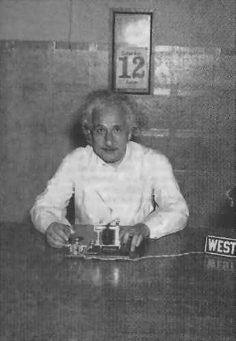 Человек, который был Богом. Скандальная биография Альберта Эйнштейна i_038.jpg