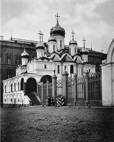 Тайны московских монастырей i_025.jpg