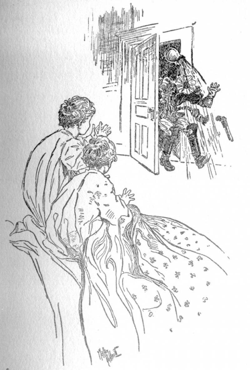 The Canterville Ghost (Illustrated by WALLACE GOLDSMITH) i_008.jpg