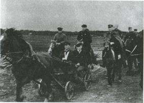 Лесные солдаты. Партизанская война на Северо-Западе СССР. 1941-1944 i_005.jpg