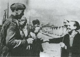 Лесные солдаты. Партизанская война на Северо-Западе СССР. 1941-1944 i_044.jpg