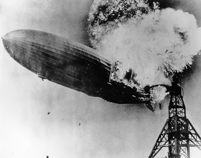 Междумир Hindenburg_burning.jpg