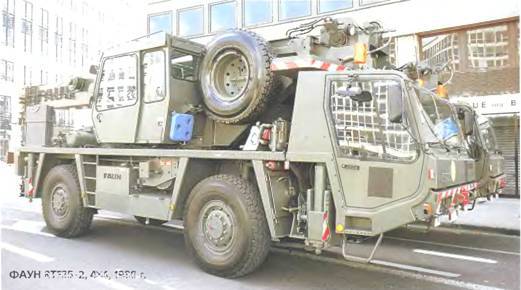 Энциклопедия военных автомобилей 1769~2006 гг. С-Я pic_487.jpg