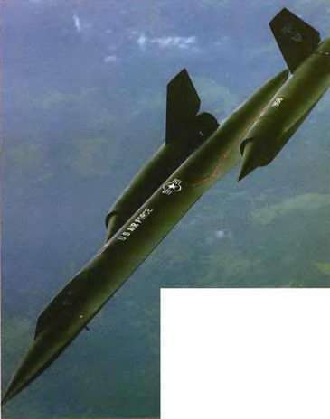 Энциклопедия современной военной авиации 1945-2002: Часть 3. Фотоколлекция pic_204.jpg