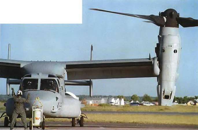 Энциклопедия современной военной авиации 1945-2002: Часть 3. Фотоколлекция pic_56.jpg