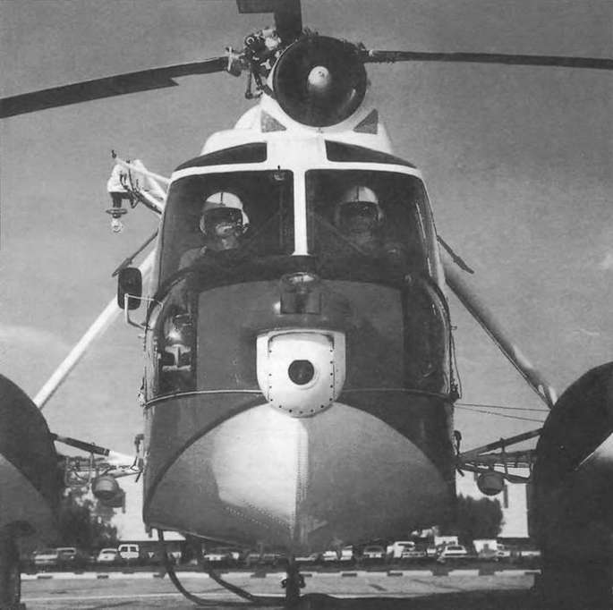 Энциклопедия современной военной авиации 1945-2002: Часть 2. Вертолеты pic_142.jpg
