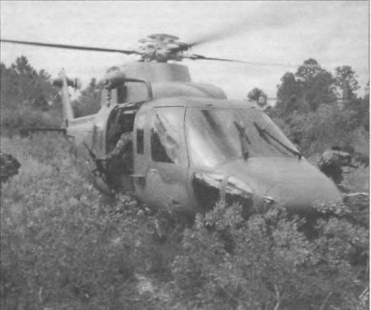 Энциклопедия современной военной авиации 1945-2002: Часть 2. Вертолеты pic_158.jpg