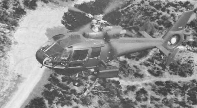 Энциклопедия современной военной авиации 1945-2002: Часть 2. Вертолеты pic_188.jpg