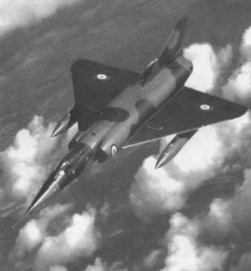 Энциклопедия современной военной авиации 1945-2002: Часть 1. Самолеты pic_634.jpg