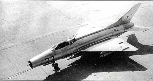 Истребитель МиГ-21 Рождение легенды pic_20.jpg