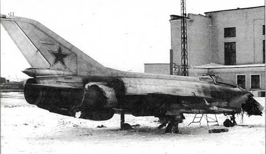 Истребитель МиГ-21 Рождение легенды pic_40.jpg
