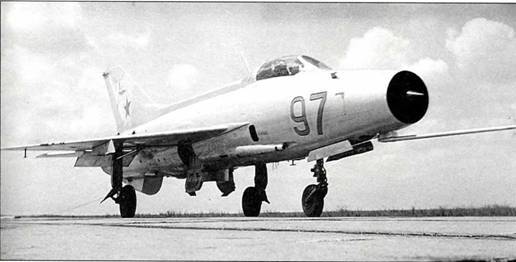 Истребитель МиГ-21 Рождение легенды pic_43.jpg