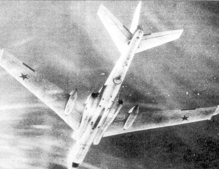 Ту-16 Ракетно бомбовый ударный комплекс Советских ВВС pic_148.jpg