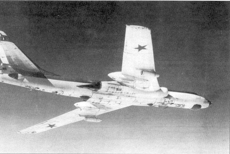 Ту-16 Ракетно бомбовый ударный комплекс Советских ВВС pic_157.jpg