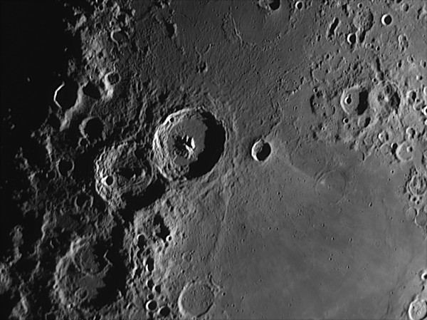 Сокровища звездного неба moon080411204033.jpg