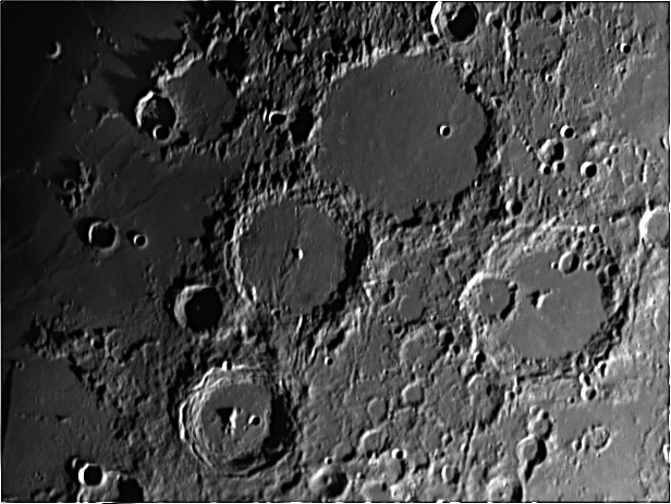 Сокровища звездного неба moon090104214018n.jpg