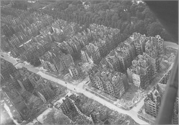 Inferno: The Devastation of Hamburg, 1943 _39.jpg