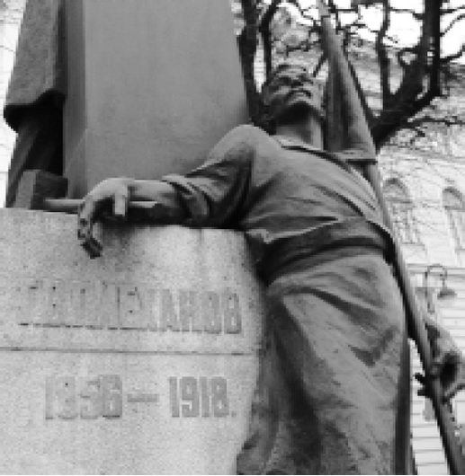 Тайная жизнь петербургских памятников i_004.jpg