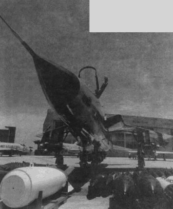 F-105 Thunderchief pic_79.png