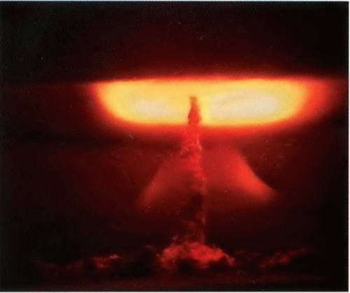 Решающий шаг к миру. Водородная бомба с атомным обжатием РДС-37 i_098.jpg