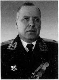 Адмиралы и генералы Военно-морского флота СССР: 1946-1960 _17.jpg