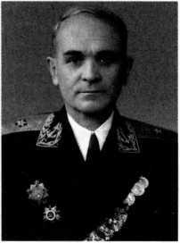 Адмиралы и генералы Военно-морского флота СССР: 1946-1960 _23.jpg