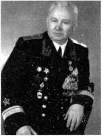 Адмиралы и генералы Военно-морского флота СССР: 1946-1960 _236.jpg