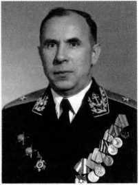 Адмиралы и генералы Военно-морского флота СССР: 1946-1960 _32.jpg