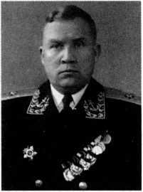 Адмиралы и генералы Военно-морского флота СССР: 1946-1960 _36.jpg