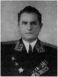 Адмиралы и генералы Военно-морского флота СССР: 1946-1960 _455.jpg