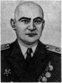 Адмиралы и генералы Военно-морского флота СССР: 1946-1960 _525.jpg