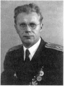 Адмиралы и генералы Военно-морского флота СССР: 1946-1960 _554.jpg