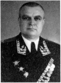 Адмиралы и генералы Военно-морского флота СССР: 1946-1960 _588.jpg