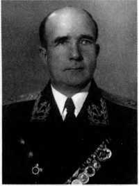 Адмиралы и генералы Военно-морского флота СССР: 1946-1960 _60.jpg