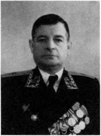 Адмиралы и генералы Военно-морского флота СССР: 1946-1960 _607.jpg