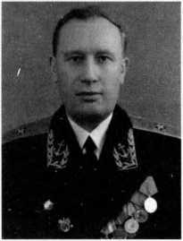 Адмиралы и генералы Военно-морского флота СССР: 1946-1960 _7.jpg