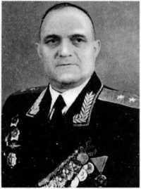 Адмиралы и генералы Военно-морского флота СССР: 1946-1960 _70.jpg