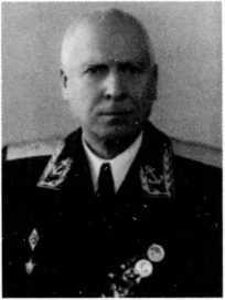 Адмиралы и генералы Военно-морского флота СССР: 1946-1960 _86.jpg