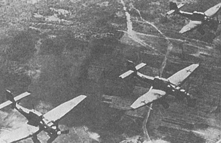 Черный крест и красная звезда. Воздушная война над Россией. 1941–1944 i_045.jpg