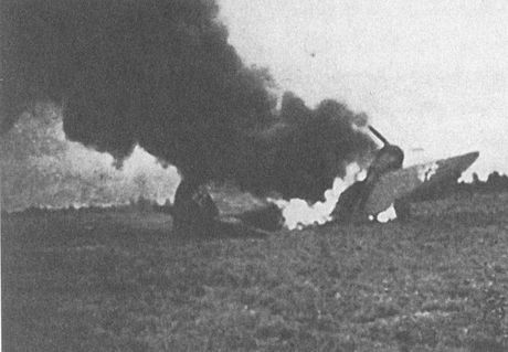 Черный крест и красная звезда. Воздушная война над Россией. 1941–1944 i_088.jpg