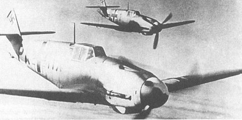 Черный крест и красная звезда. Воздушная война над Россией. 1941–1944 i_114.jpg