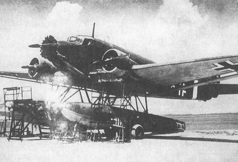 Черный крест и красная звезда. Воздушная война над Россией. 1941–1944 i_157.jpg