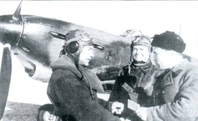 Советские асы пилоты истребителей Як pic_152.jpg