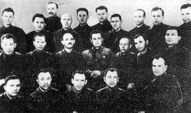 73 героических дня. Хроника обороны Одессы в 1941 году i_053.jpg